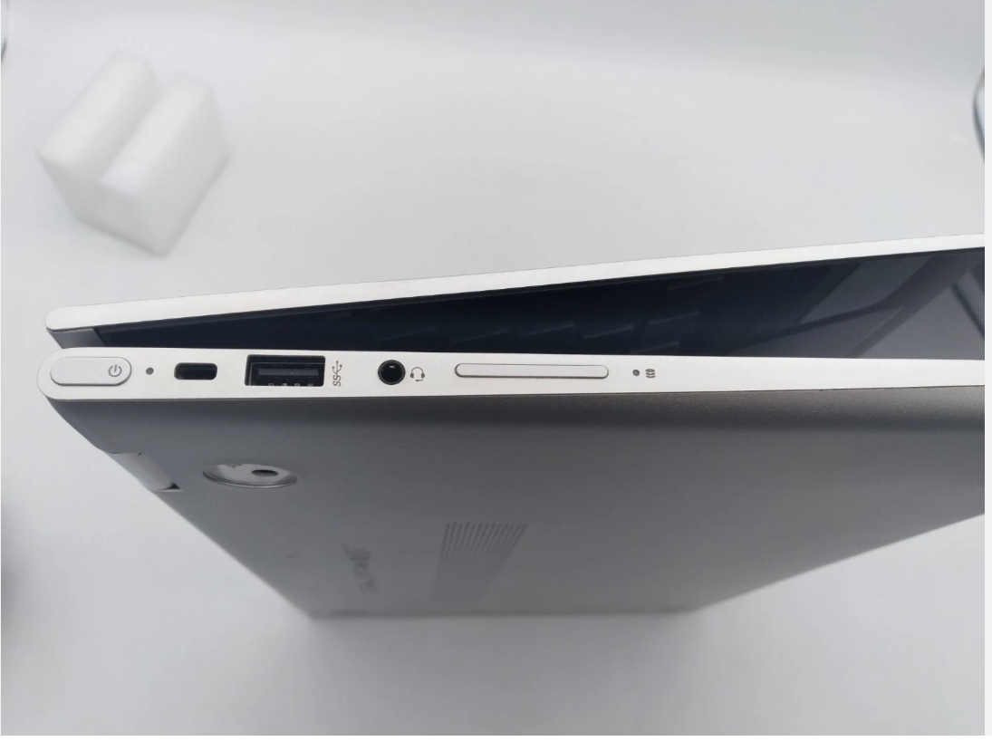 Portátil 2 en 1 HP Envy x360 M6aq003dx i5-6200 a 2,3 GHz 12 GB de RAM 1 TB de disco duro Windows 11 Home
